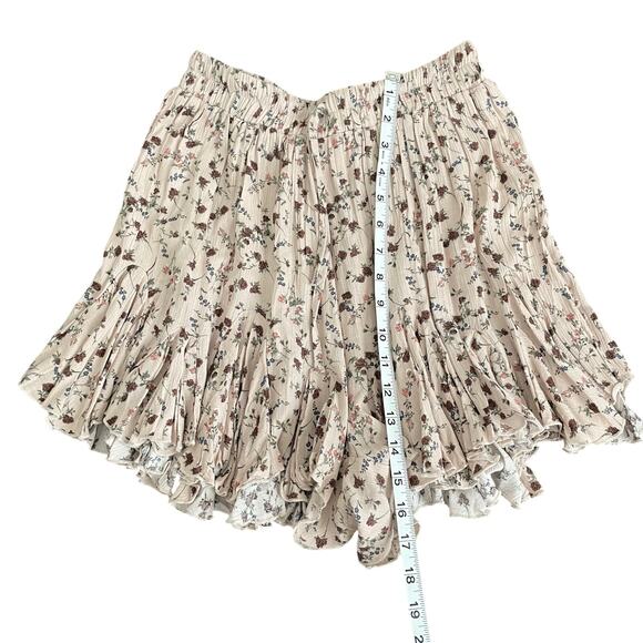 Mable Pink Floral Flowy Shorts Women's S, Romantic Boho Coastal Fairy Festival - Picture 3 of 7
